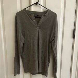 Gray Long Sleeve Men’s Henley Shirt size M